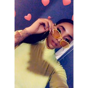 Meet your Posher, Victoria